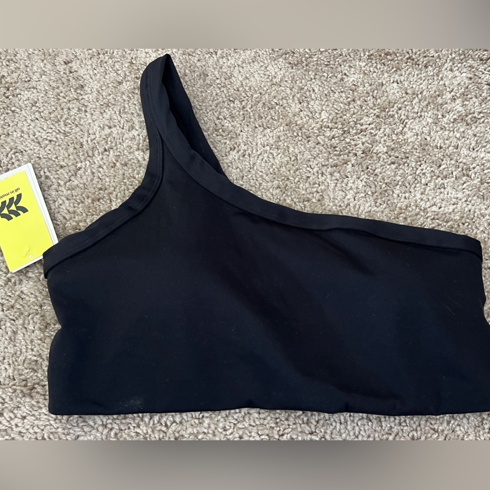 All in motion Brushed sculpt asymmetrical sports bra